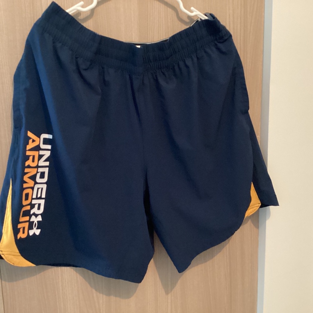 Under Armour Men’s Vented Shorts, XL